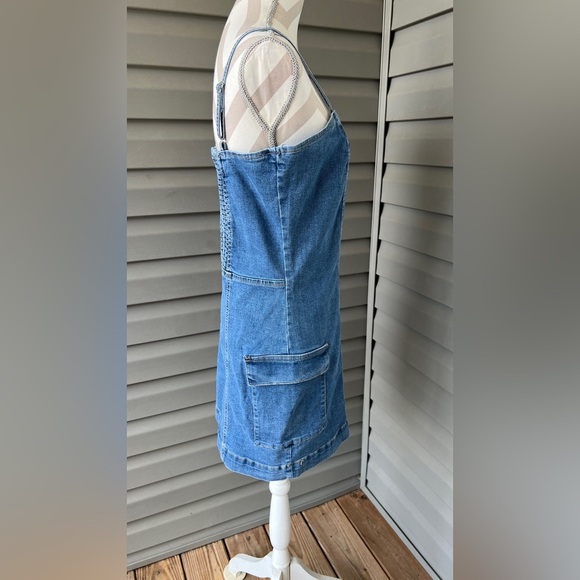 NWT- Celebrity Pink Jeans Smocked Back Dress with Cargo Pockets Sz L - Picture 6 of 10